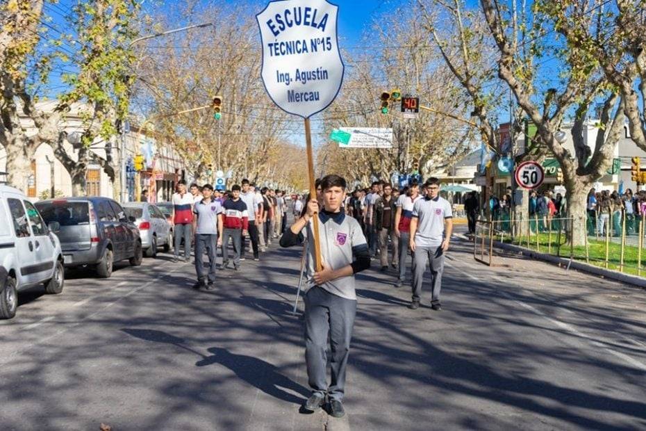 Villa Mercedes unas 10 mil personas participarán del desfile cívico