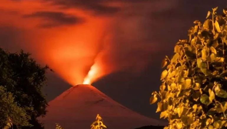 alerta naranja por actividad volcánica en el Villarrica. Chile