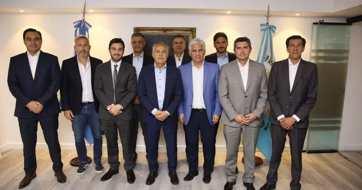 Gobernadores de JxC condicionaron su apoyo a la Ley Ómnibus en una reunión en Casa Rosada