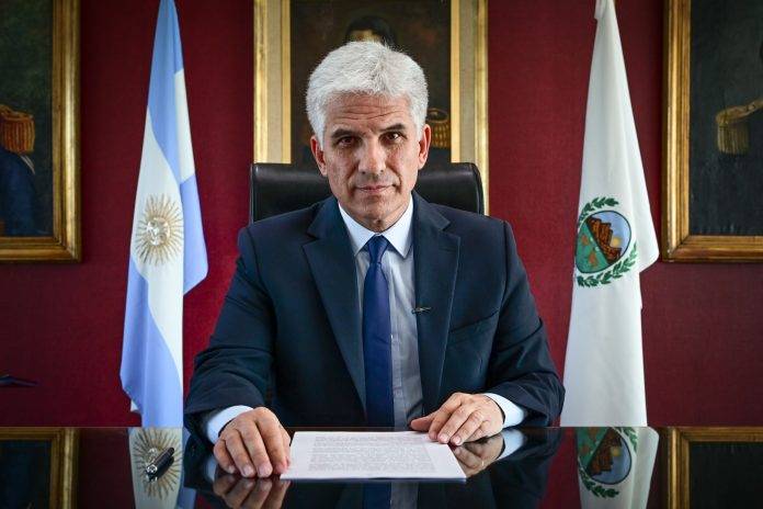 empleados públicos: anunciaron un aumento salarial del 10%