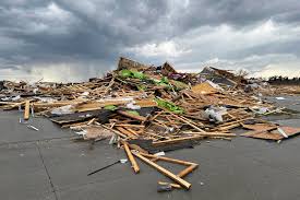 Tornados en Nebraska dejaron heridos y casas destruidas: Alerta en EEUU