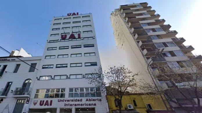 Una Joven Estudiante Sobrevive Tras Arrojarse del Piso 11
