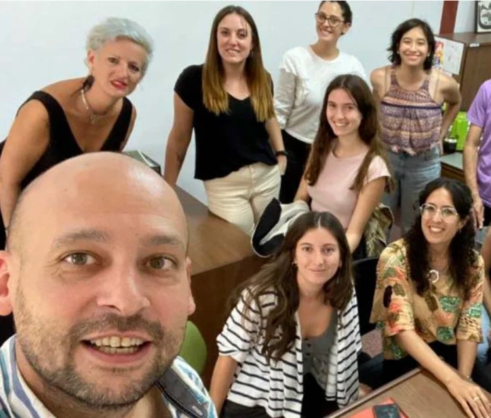 Facultad de Psicología brinda consultas a preadolescente