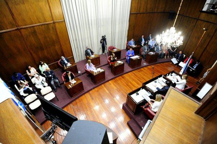 Senadores provinciales aprobaron la venta de la Casa de San Luis en Buenos Aires