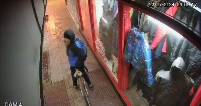 Impactantes imágenes del robo a un comercio de Villa Mercedes