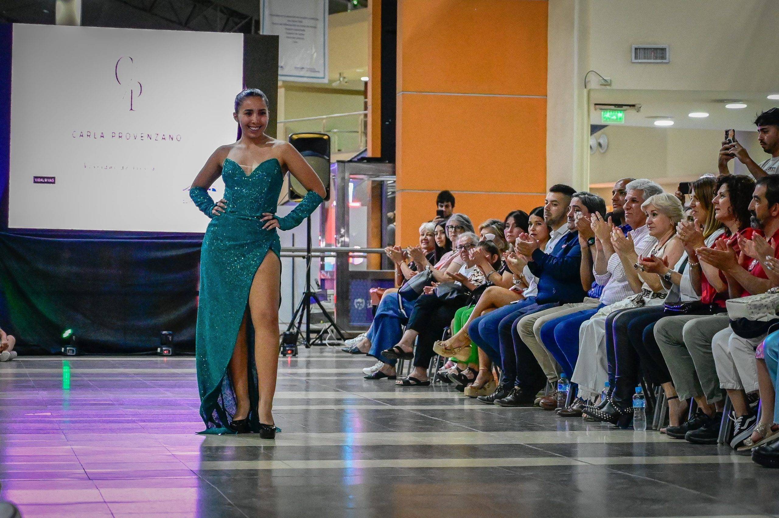 La Expo especial por el Día de la Madre finalizó con un desfile de modelaje de mujeres reales