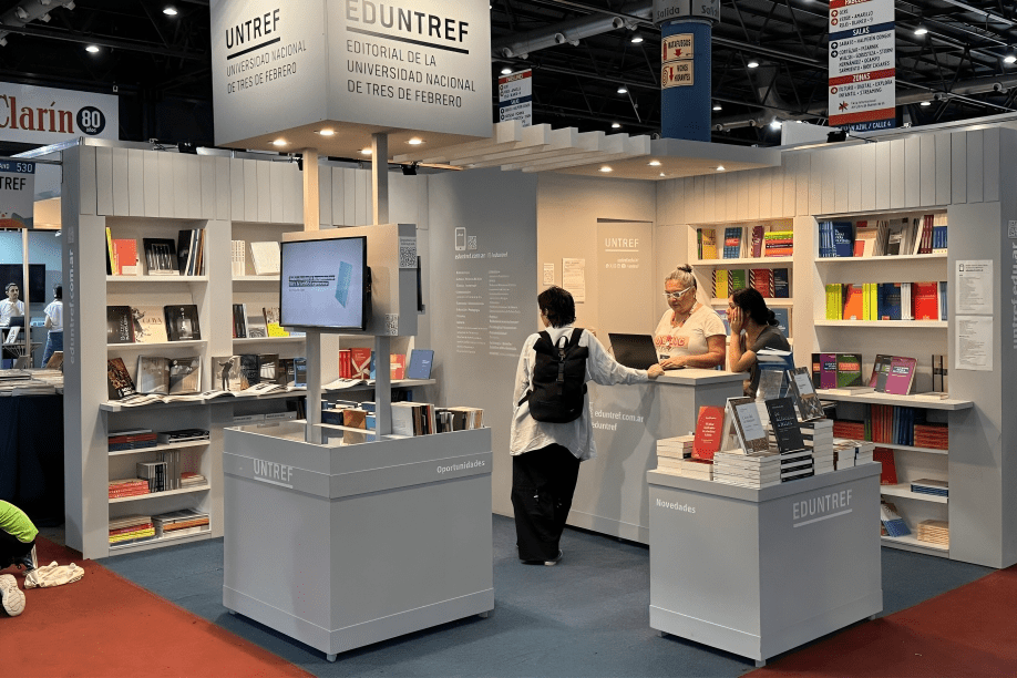 Reconocimiento nacional: la Universidad de La Punta recibió el premio Vivalectura en la Feria Internacional del Libro