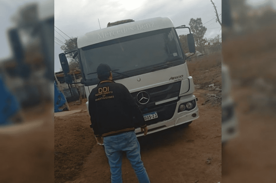 Hallan camión desmantelado en el extremo sur de Villa Mercedes