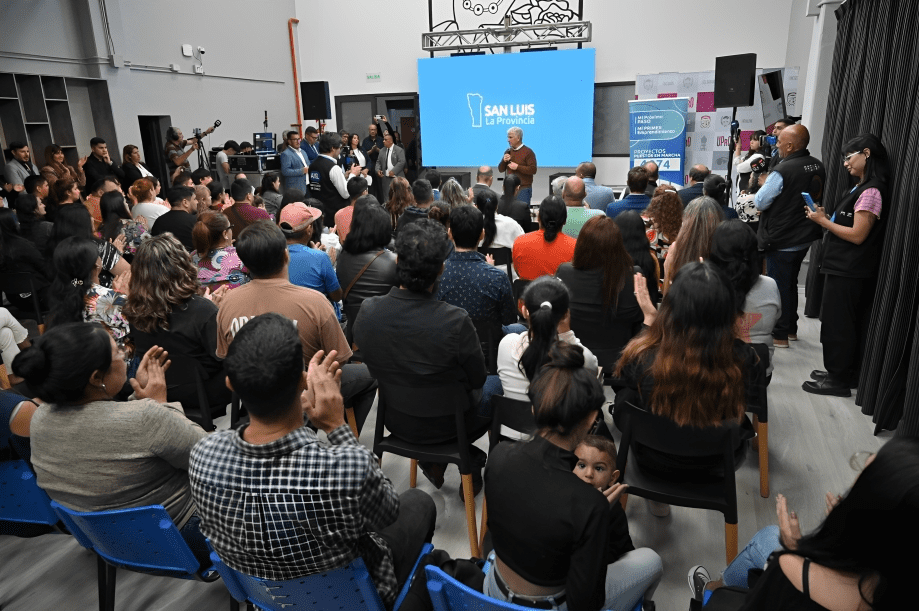 Poggi impulsa 50 nuevos proyectos en Villa Mercedes con créditos y capacitación