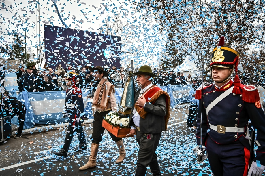 El desfile por la Independencia desborda Villa Mercedes de orgullo