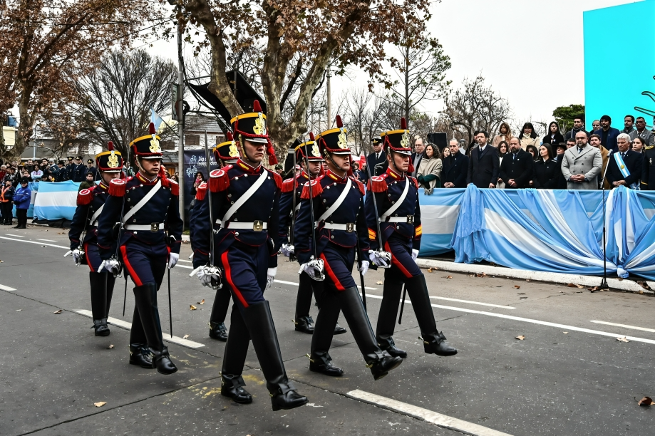 El desfile por la Independencia desborda Villa Mercedes de orgullo