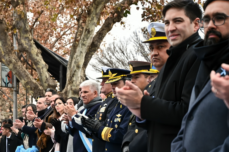 El desfile del 9 de Julio colmó de patriotismo Villa Mercedes